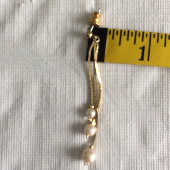 Gold and Pearl color -Inspired Dangle Earrings - Picture 4 of 8